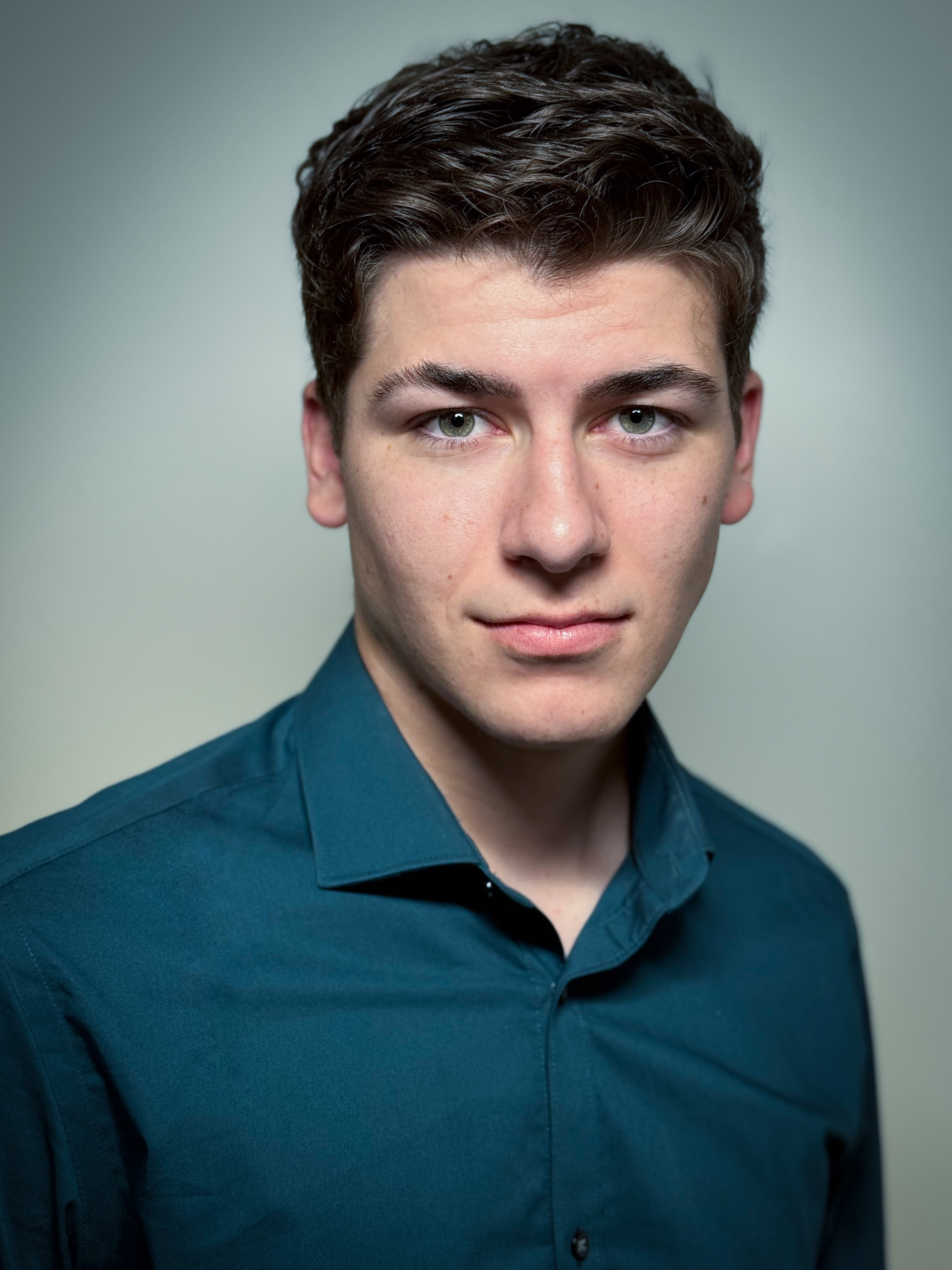 Drew Nicholas headshot 01