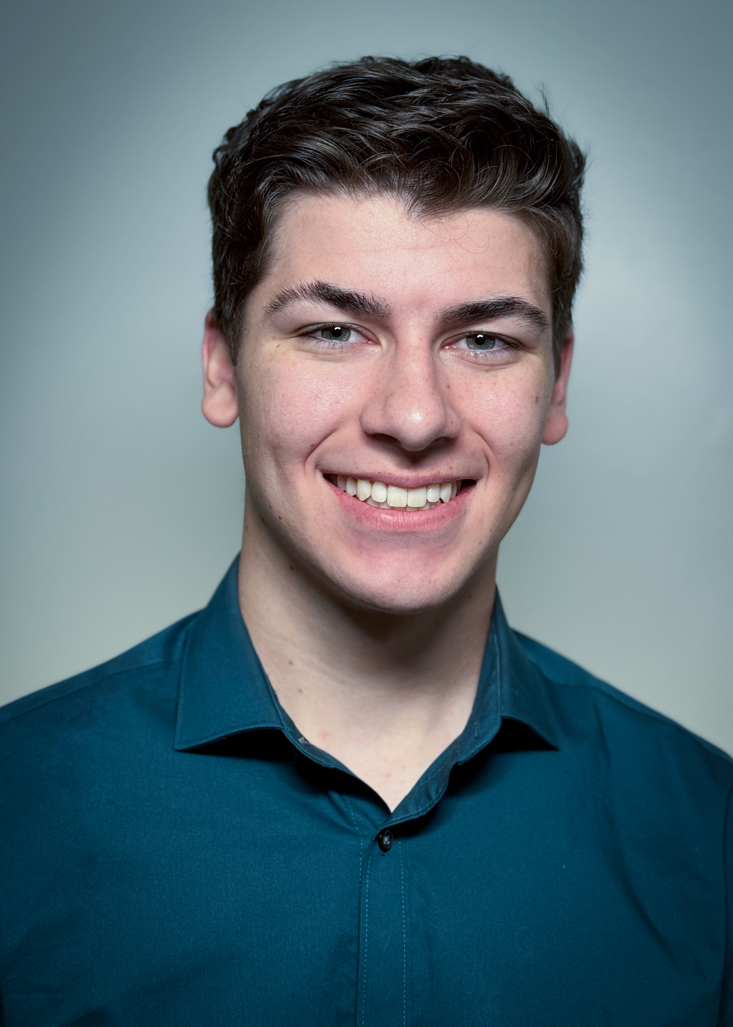 Drew Nicholas headshot 03